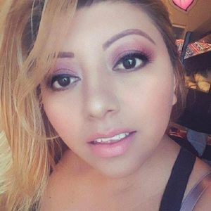 Meet your Posher, Evelyn